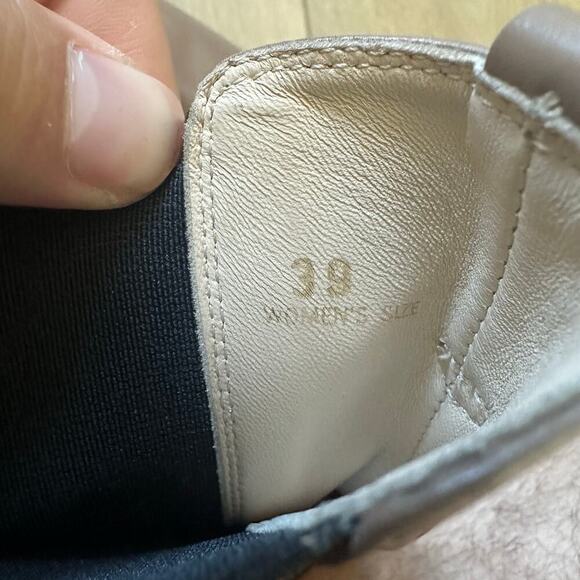 Tod's Leather Ankle Boots in Beige - Picture 8 of 9